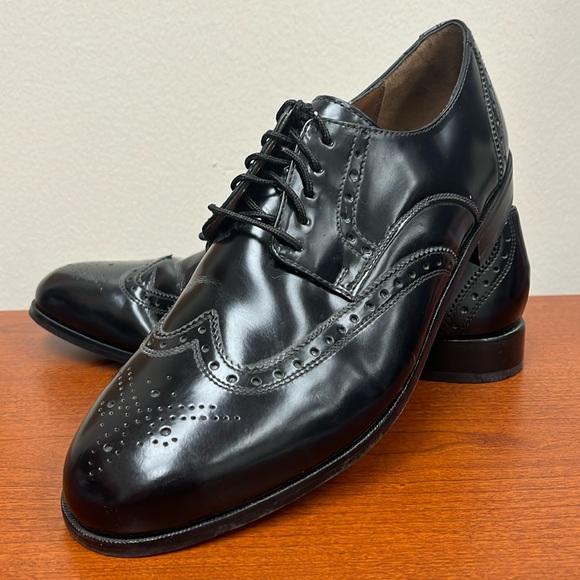 Florsheim CONETTA Wingtip Oxford Black 10 1/2 Excellent condition! - Picture 1 of 5